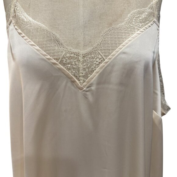 NWT Torrid Satin Lace Cami – Ivory, Size 3X - Picture 3 of 7